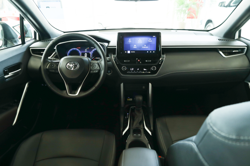 Toyota COROLLA CROSS 2.0 VVT-IE FLEX XRE DIRECT SHIFT 14