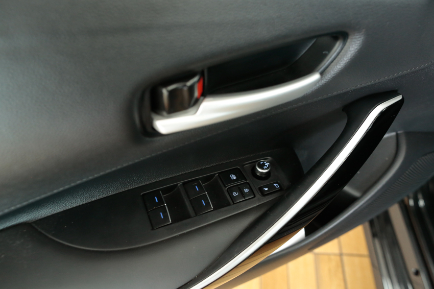 Toyota COROLLA 2.0 VVT-IE FLEX XEI DIRECT SHIFT 18