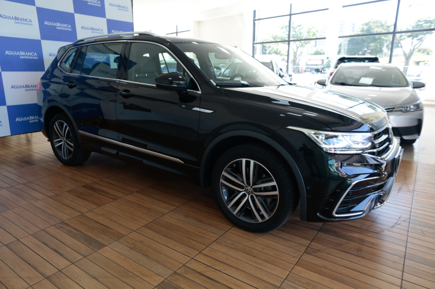 Volkswagen TIGUAN 2.0 300 TSI GASOLINA ALLSPACE R-LINE AUTOMÁTICO 5
