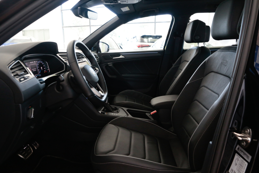 Volkswagen TIGUAN 2.0 300 TSI GASOLINA ALLSPACE R-LINE AUTOMÁTICO 19
