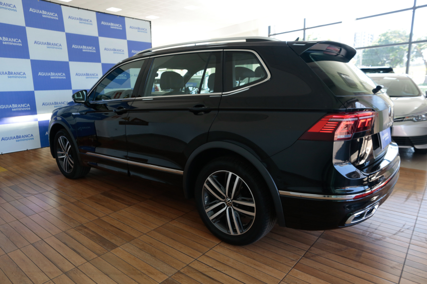 Volkswagen TIGUAN 2.0 300 TSI GASOLINA ALLSPACE R-LINE AUTOMÁTICO 7