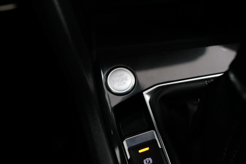 Volkswagen TIGUAN 2.0 300 TSI GASOLINA ALLSPACE R-LINE AUTOMÁTICO 17