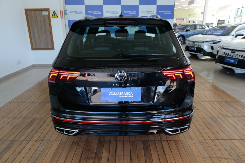 Volkswagen TIGUAN 2.0 300 TSI GASOLINA ALLSPACE R-LINE AUTOMÁTICO 8