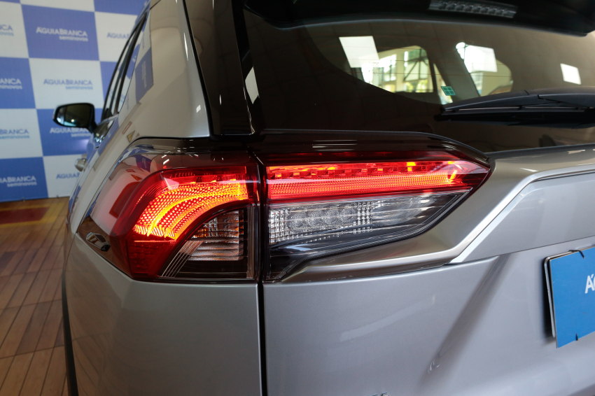 Toyota RAV4 2.5 VVT-IE HYBRID SX CONNECT AWD CVT 10
