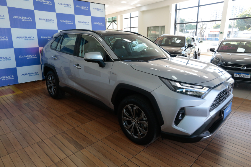 Toyota RAV4 2.5 VVT-IE HYBRID SX CONNECT AWD CVT 5