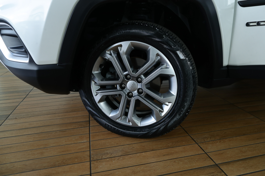 JEEP COMPASS 2.0 TD350 TURBO DIESEL LONGITUDE AT9 2