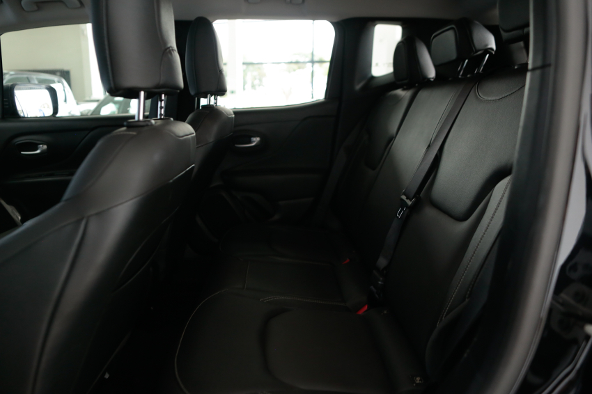JEEP RENEGADE 1.3 T270 TURBO FLEX LONGITUDE AT6 21