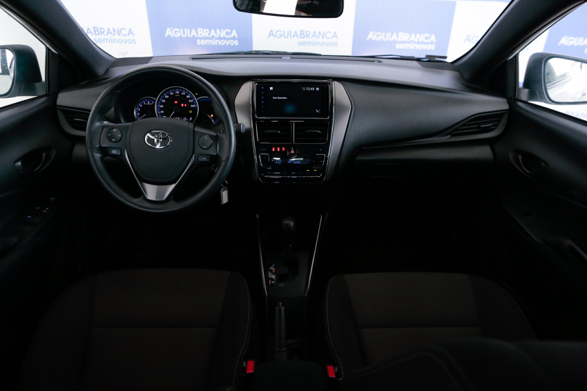 Toyota YARIS 1.5 16V FLEX XS MULTIDRIVE 13