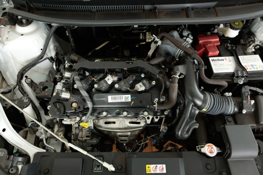 Toyota YARIS 1.5 16V FLEX XS MULTIDRIVE 5