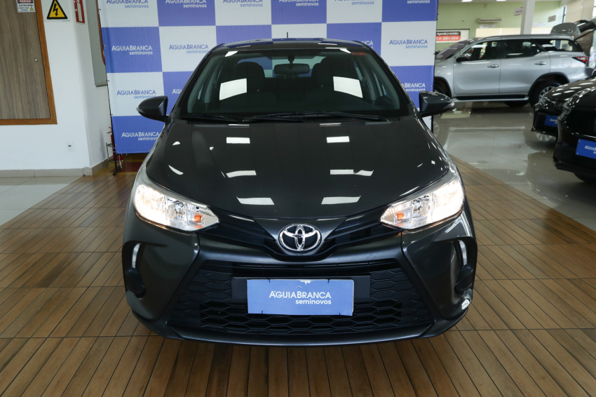 Toyota YARIS 1.5 16V FLEX SEDAN XL MULTIDRIVE 3