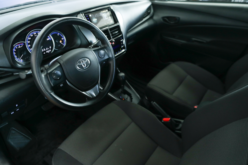 Toyota YARIS 1.5 16V FLEX SEDAN XL MULTIDRIVE 15
