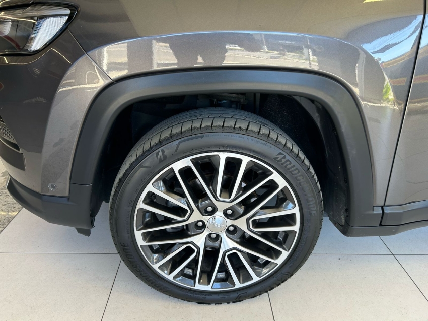 jeep compass 1.3 t270 turbo flex limited at6 2023 jeep compass 1.3 t270 turbo flex limited at6 2023