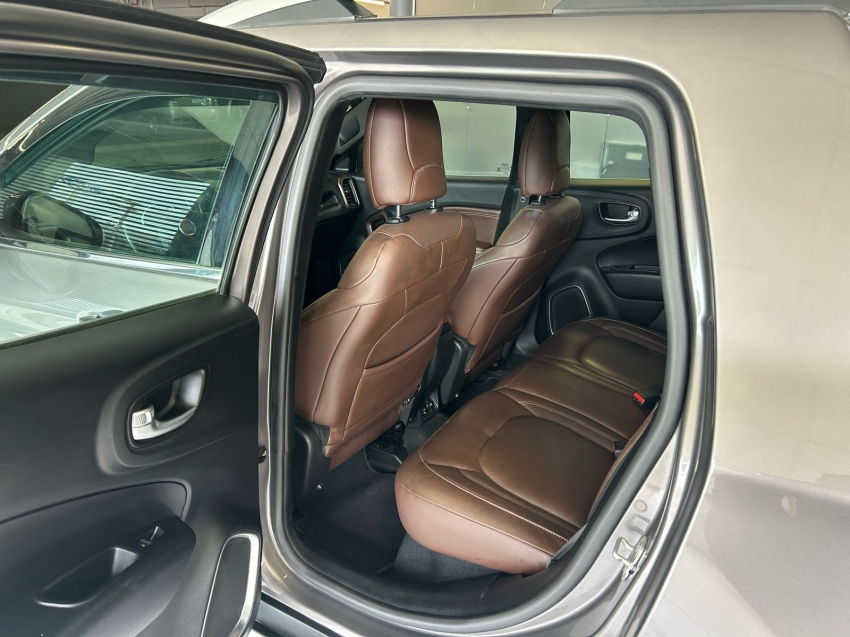 fiat toro 2.0 16v turbo diesel ranch 4wd at9 4p automatico 2020
