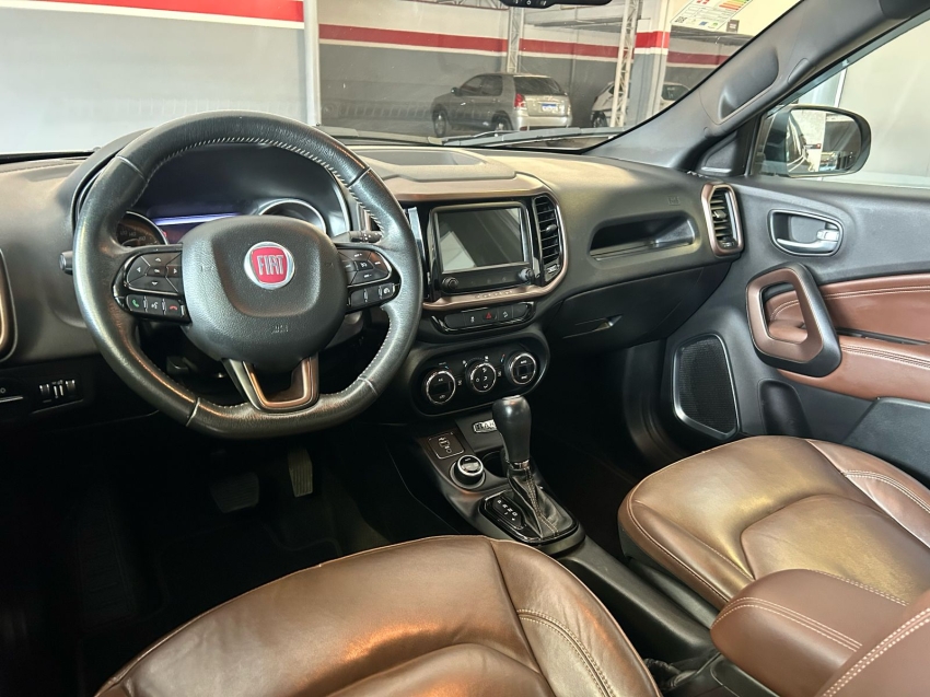 fiat toro 2.0 16v turbo diesel ranch 4wd at9 4p automatico 2020