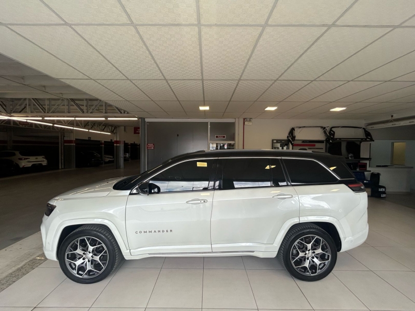 jeep commander 1.3 t270 turbo flex overland at6 4p automatico 2022