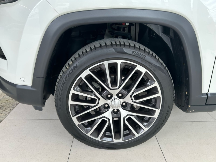 jeep compass 1.3 t270 turbo flex limited at6 4p automatico 2023 jeep compass 1.3 t270 turbo flex limited at6 4p automatico 2023