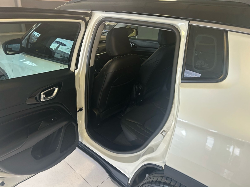 jeep compass 1.3 t270 turbo flex limited at6 4p automatico 2023