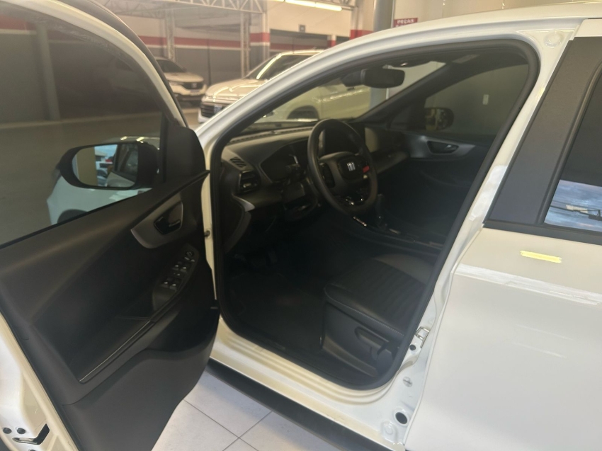 fiat fastback 1.3 turbo 270 flex limited edition at6 4p automatico 2023