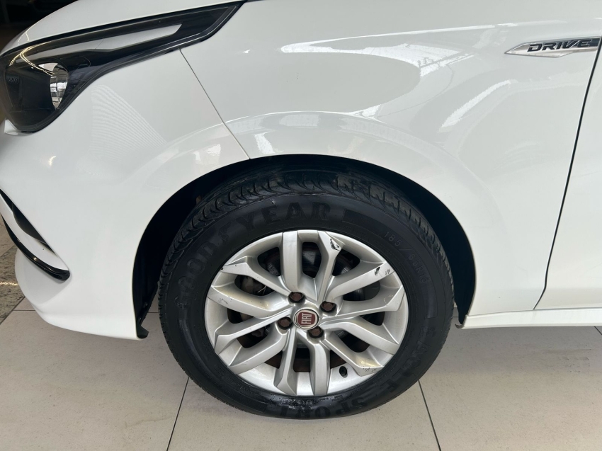fiat cronos 1.3 firefly flex drive gsr 4p automatico 2019 fiat cronos 1.3 firefly flex drive gsr 4p automatico 2019