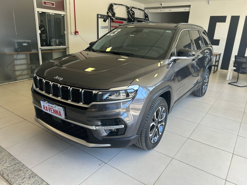 jeep commander 1.3 t270 turbo flex limited at6 4p automatico 2023 jeep commander 1.3 t270 turbo flex limited at6 4p automatico 2023