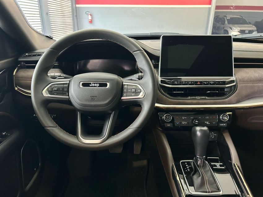 jeep commander 1.3 t270 turbo flex overland at6 4p automatico 2022 jeep commander 1.3 t270 turbo flex overland at6 4p automatico 2022