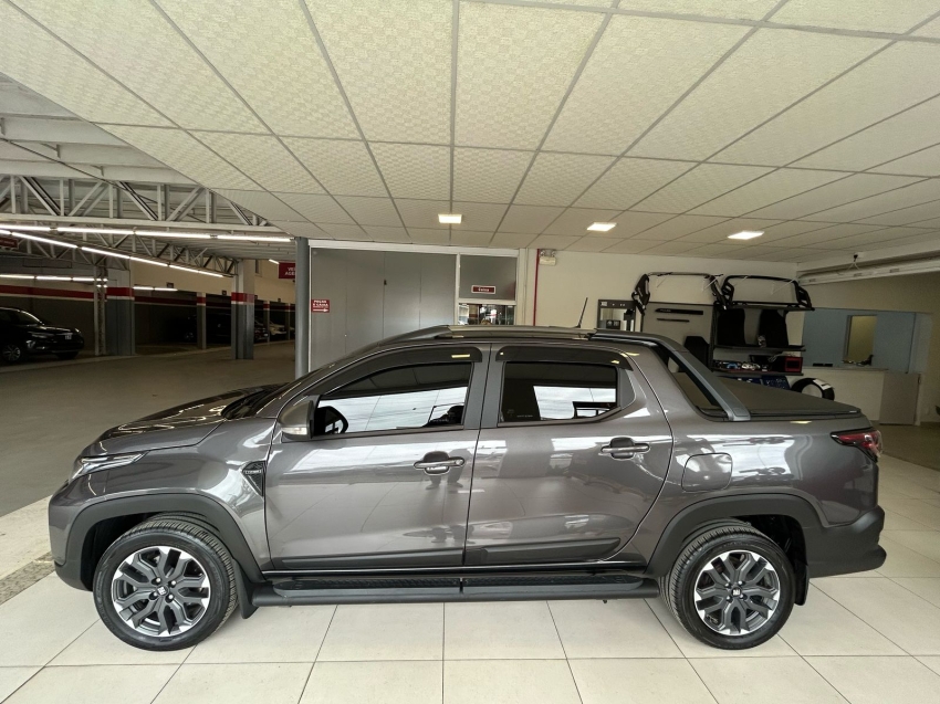 fiat strada 1.0 turbo 200 flex ultra cd cvt 1.3 4p automatico 2025 fiat strada 1.0 turbo 200 flex ultra cd cvt 1.3 4p automatico 2025