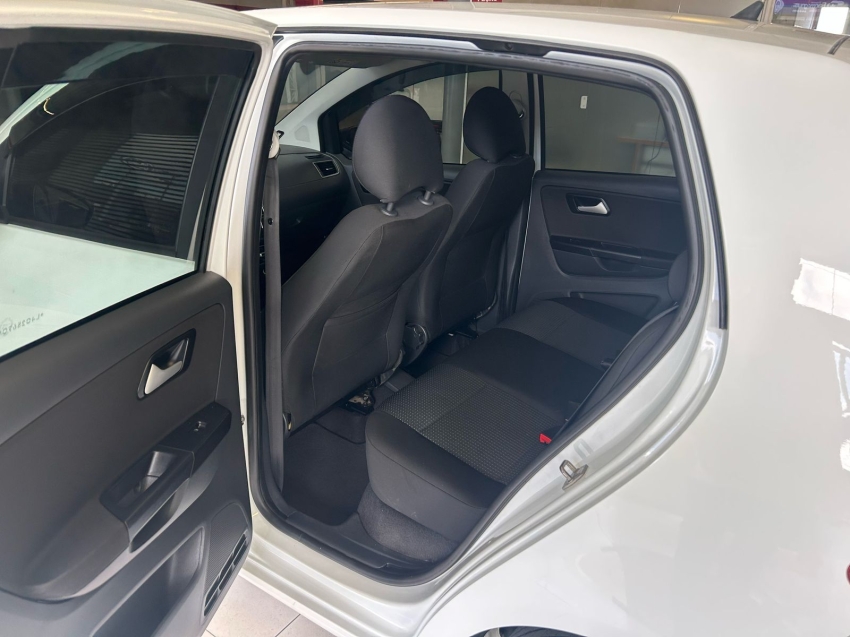 volkswagen fox 1.6 msi total flex connect 4p manual 2020