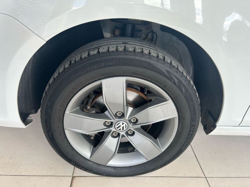 volkswagen fox 1.6 msi total flex connect 4p manual 2020