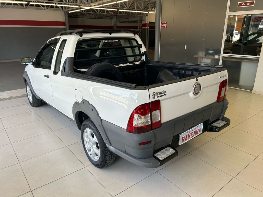 fiat strada 1.4 mpi working ce 8v flex 2p manual 4p 2013