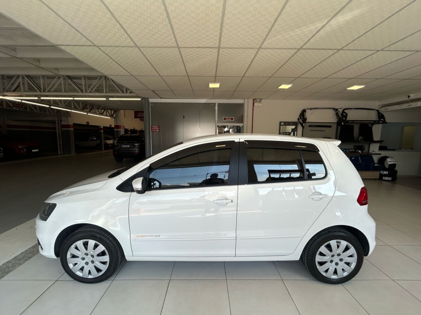 volkswagen fox 1.0 mi comfortline 8v flex 4p manual 2015 volkswagen fox 1.0 mi comfortline 8v flex 4p manual 2015