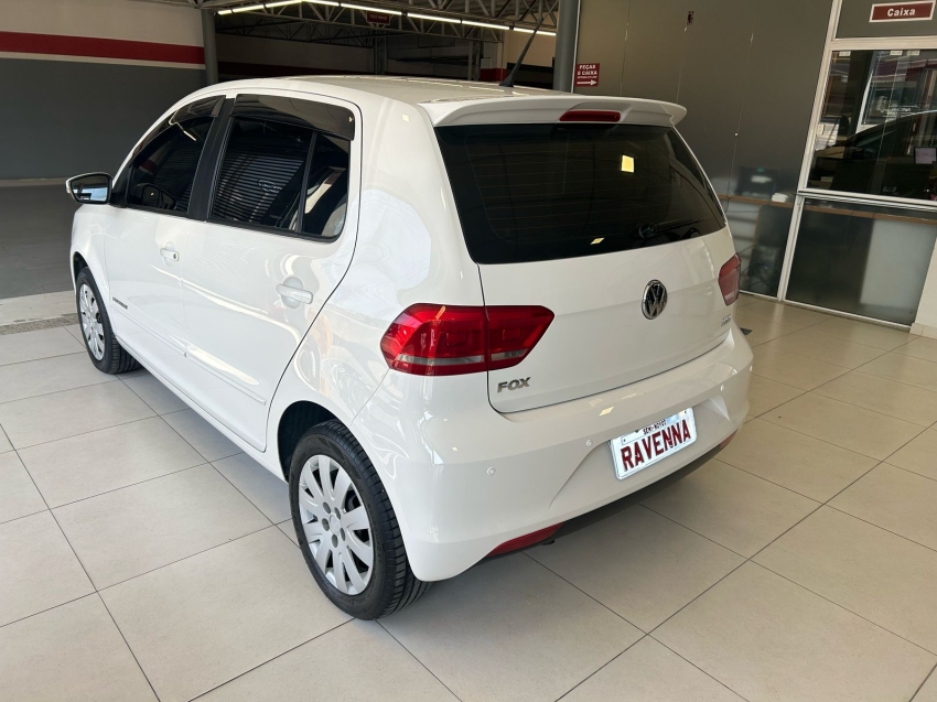 volkswagen fox 1.0 mi comfortline 8v flex 4p manual 2015