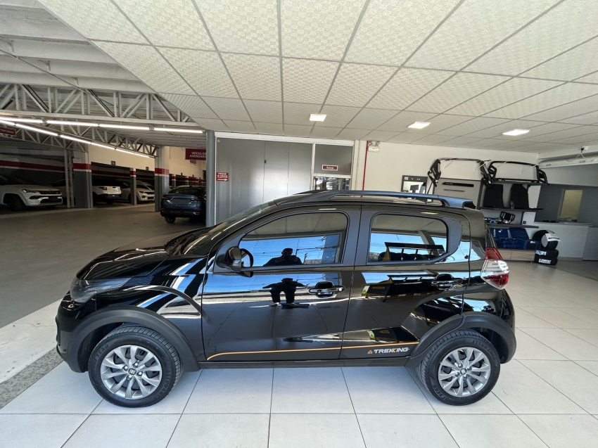 fiat mobi 1.0 evo flex trekking manual 4p 2023