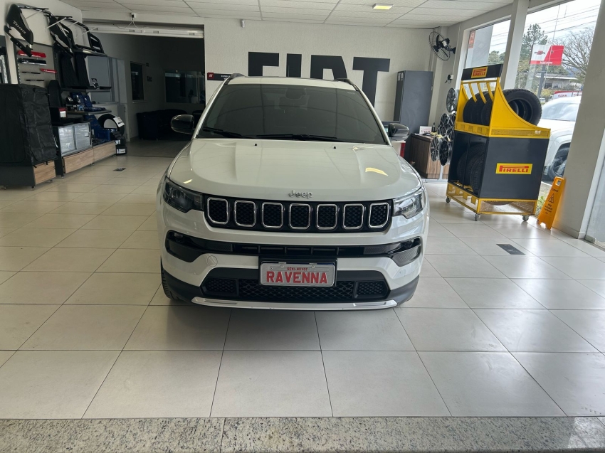 jeep compass 1.3 t270 turbo flex longitude at6 4p automatico 2023 jeep compass 1.3 t270 turbo flex longitude at6 4p automatico 2023
