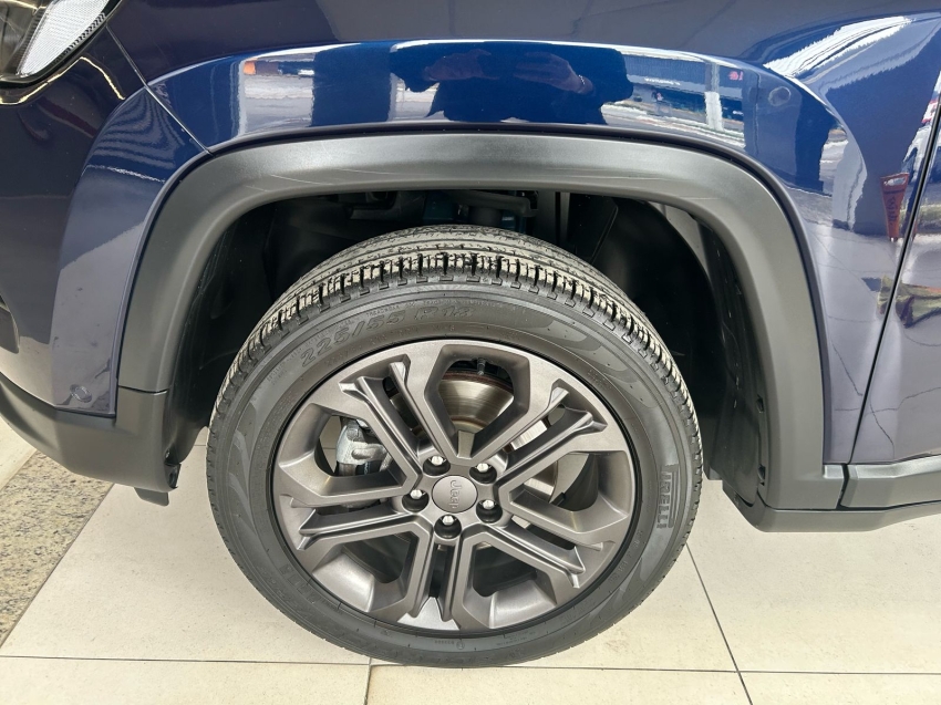 jeep compass 1.3 t270 turbo flex longitude at6 4p automatico 2022 jeep compass 1.3 t270 turbo flex longitude at6 4p automatico 2022