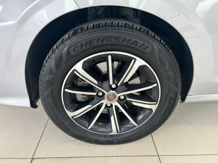 fiat cronos 1.8 e.torq flex at6 4p automatico 2020