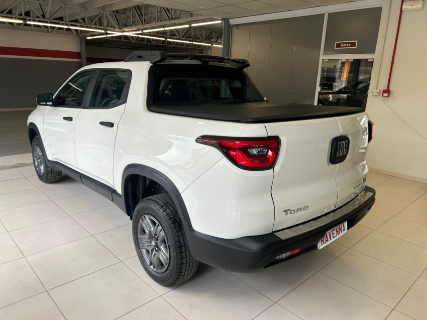 fiat toro 1.3 turbo 270 flex endurance at6 4p automatico 2025