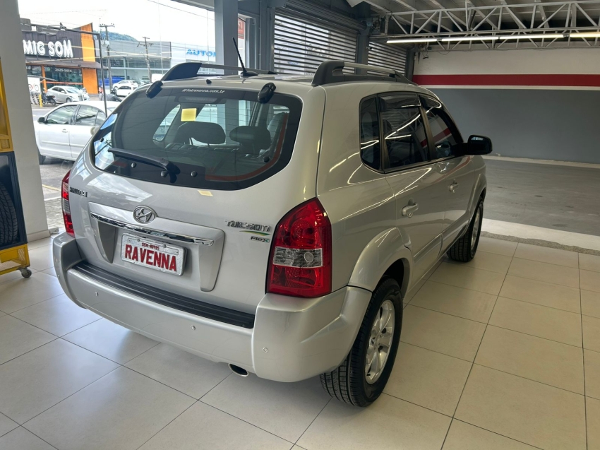 hyundai tucson 2.0 mpfi gls 16v 143cv 2wd flex 4p automatico 2015 hyundai tucson 2.0 mpfi gls 16v 143cv 2wd flex 4p automatico 2015