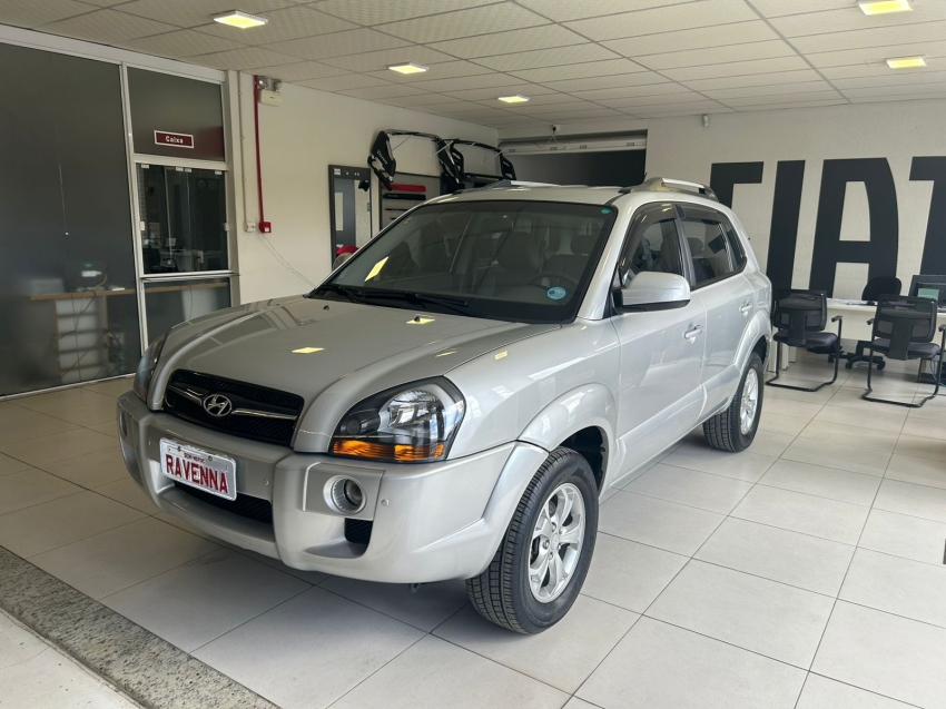 hyundai tucson 2.0 mpfi gls 16v 143cv 2wd flex 4p automatico 2015 hyundai tucson 2.0 mpfi gls 16v 143cv 2wd flex 4p automatico 2015