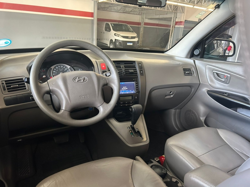 hyundai tucson 2.0 mpfi gls 16v 143cv 2wd flex 4p automatico 2015 hyundai tucson 2.0 mpfi gls 16v 143cv 2wd flex 4p automatico 2015