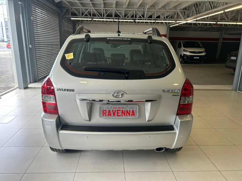 hyundai tucson 2.0 mpfi gls 16v 143cv 2wd flex 4p automatico 2015 hyundai tucson 2.0 mpfi gls 16v 143cv 2wd flex 4p automatico 2015
