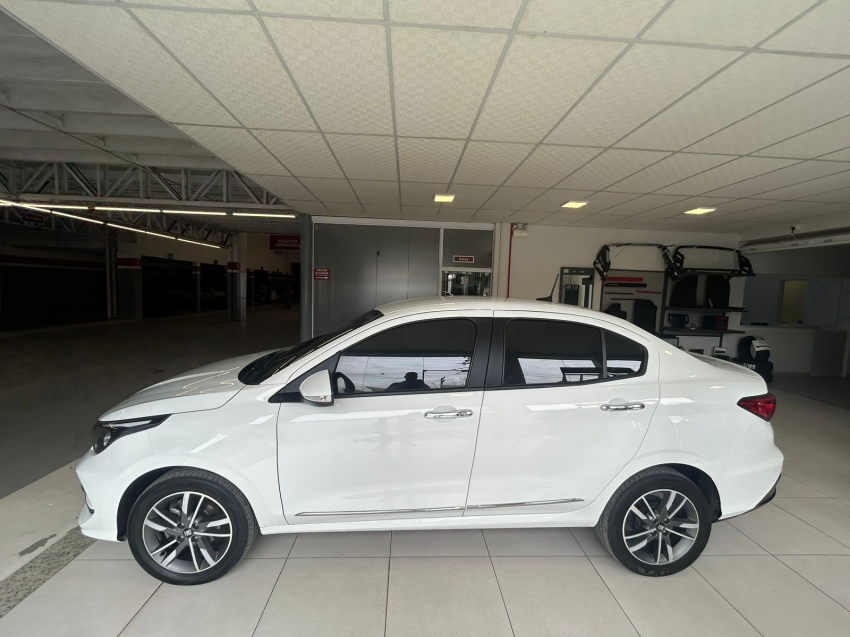 fiat cronos 1.3 firefly flex precision cvt 4p automatico 2023