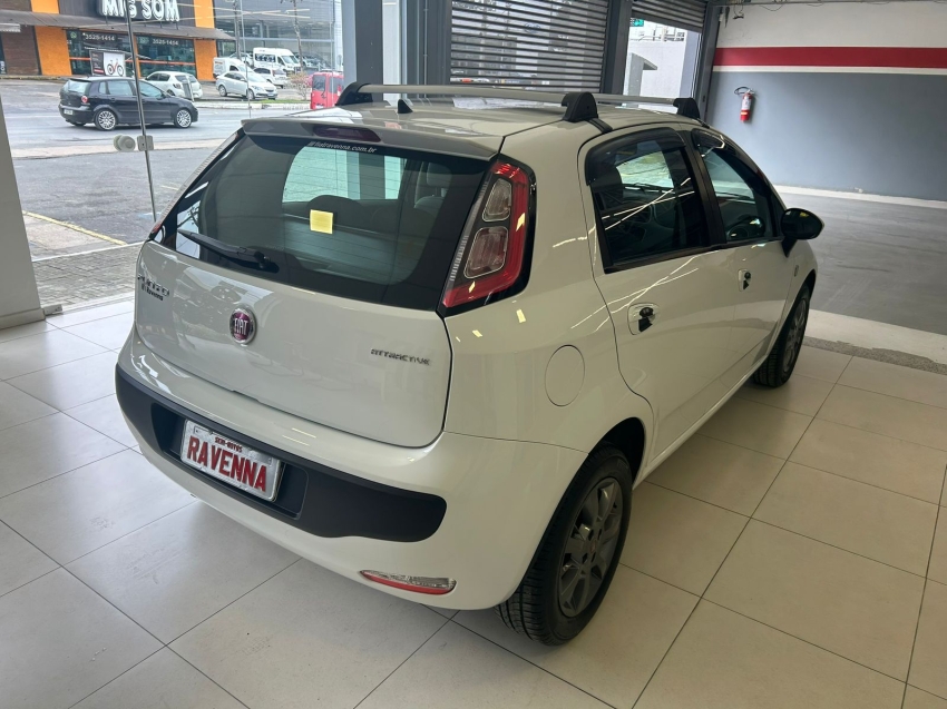 fiat punto 1.4 attractive 8v flex 4p manual 2016 fiat punto 1.4 attractive 8v flex 4p manual 2016