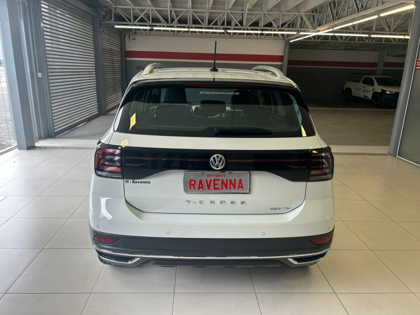 volkswagen t-cross 1.4 250 tsi total flex highline automatico 4p 2021