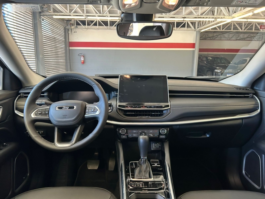 jeep commander 1.3 t270 turbo flex longitude at6 4p automatico 2025 jeep commander 1.3 t270 turbo flex longitude at6 4p automatico 2025