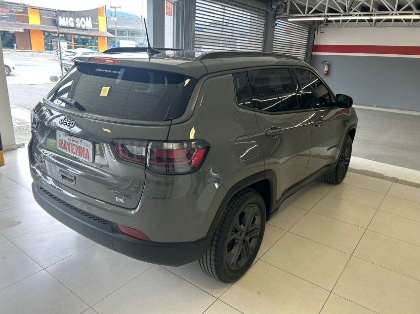 jeep compass 1.3 t270 turbo flex longitude at6 4p automatico 2025