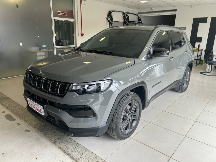 jeep compass 1.3 t270 turbo flex longitude at6 4p automatico 2025