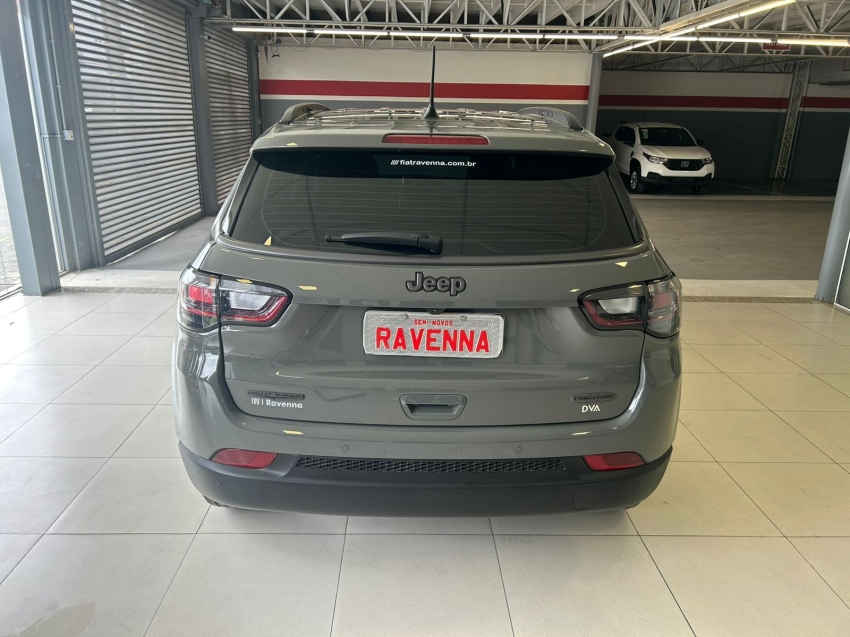 jeep compass 1.3 t270 turbo flex longitude at6 4p automatico 2025