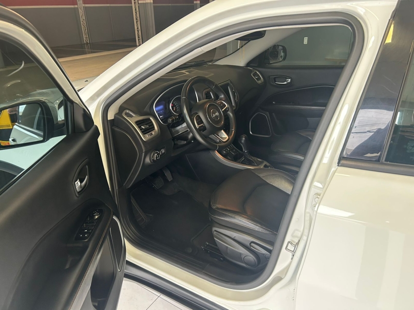 jeep compass 2.0 16v diesel longitude 4x4 automatico 4p 2020