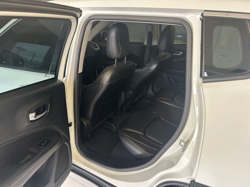 jeep compass 2.0 16v diesel longitude 4x4 automatico 4p 2020