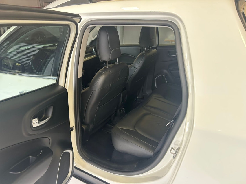 fiat toro 2.0 16v turbo diesel volcano 4wd at9 4p automatico 2022